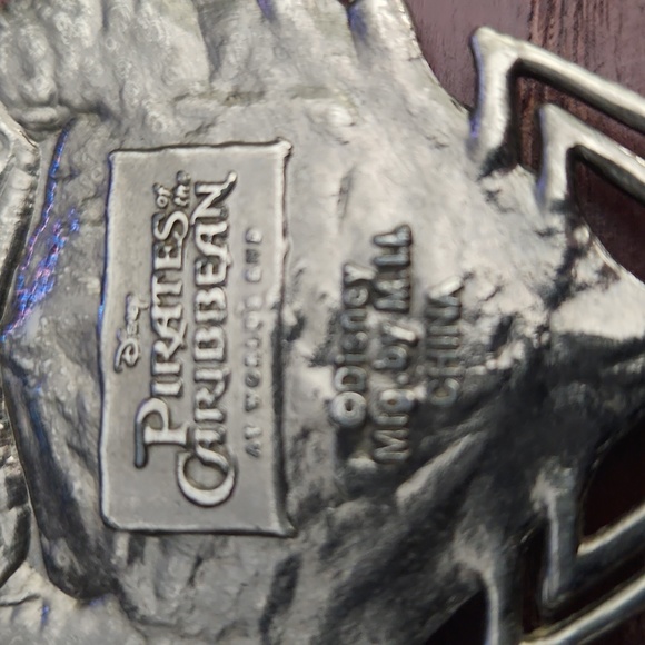 DISNEY Pirates of Carribean Keychain, silver - Picture 6 of 8